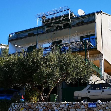 Apartmani Ivica Krzanic Подгора Экстерьер фото