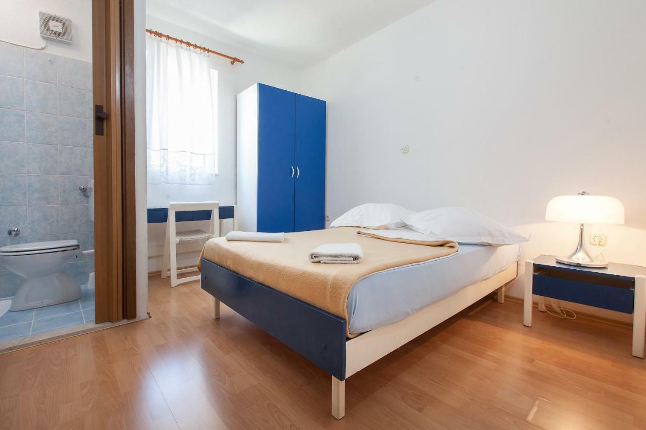 Apartmani Ivica Krzanic Подгора Экстерьер фото